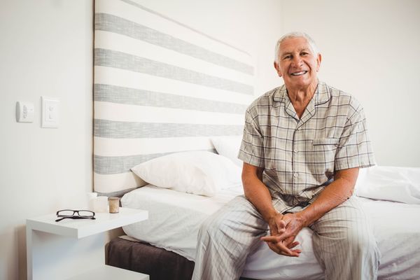 Alters- und pflegegerecht Wohnen: Der praktische Ratgeber von Pflege zu Hause Küffel 
