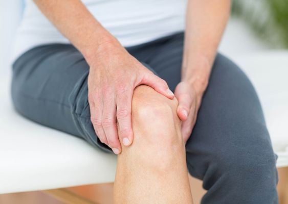 Der Unterschied zwischen Arthrose und Arthritis – einfach erklärt